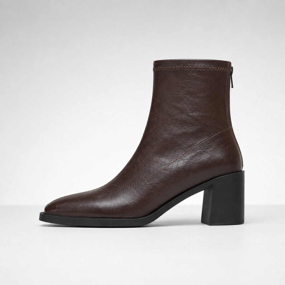 Stiefel mit Absatz & Spitz zulaufender Form – NoirVogue Ankle Boots