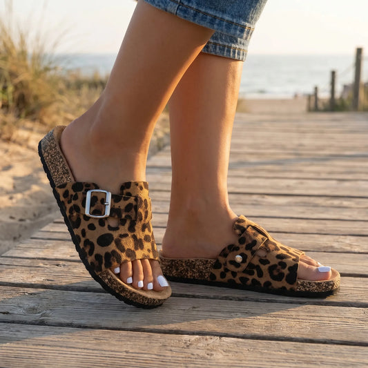 TerraVey | Leopara Leopardenmuster-Pantoletten