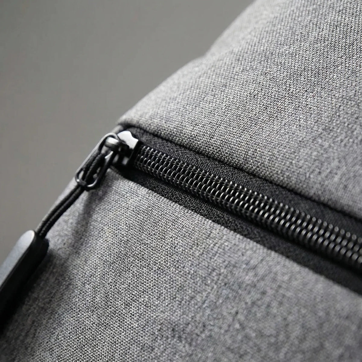 TerraVey | Packivo Wasserabweisender Laptop-Rucksack mit USB-Port