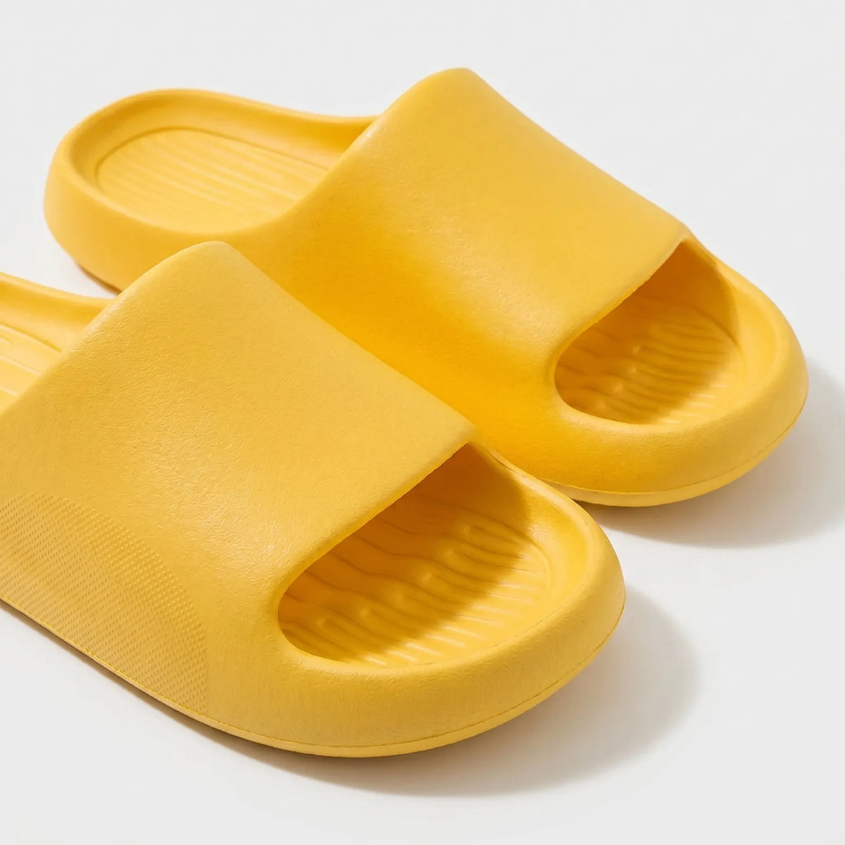 TerraVey | Treadix Chunky Slip-On-Pantoletten