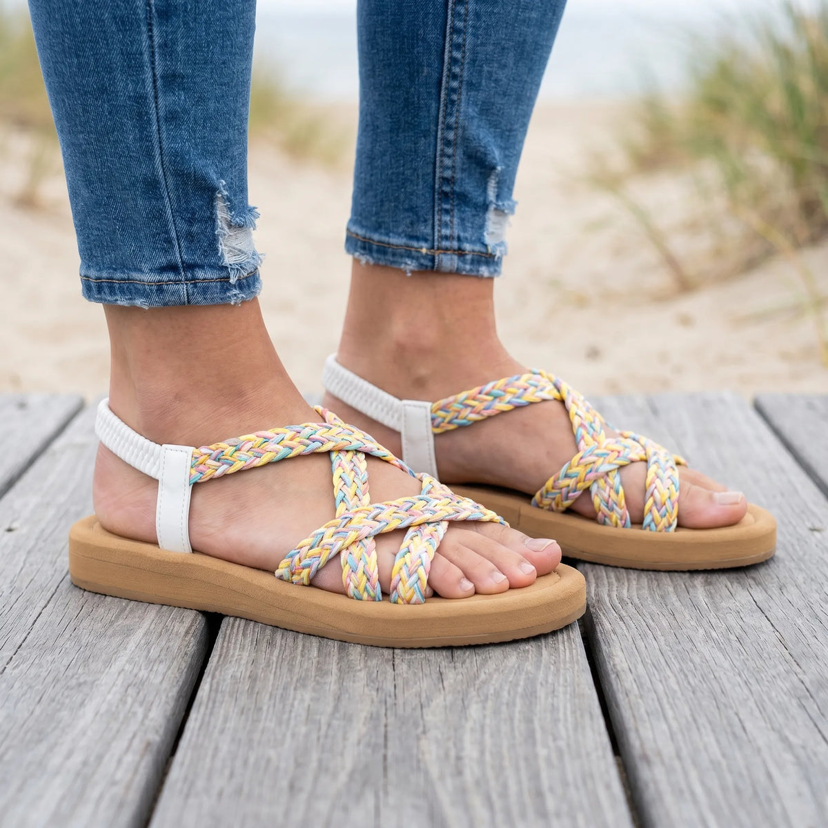 TerraVey | Veltra Geflochtene flache Sommersandalen