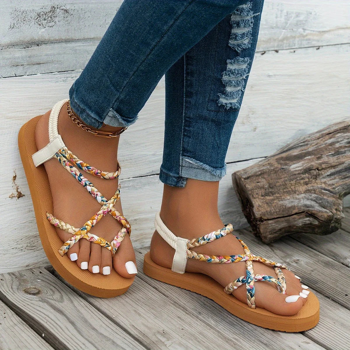 TerraVey | Veltra Geflochtene flache Sommersandalen